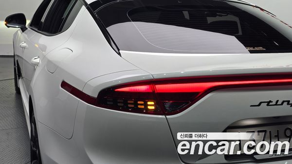 Kia Stinger 2021, фото 9