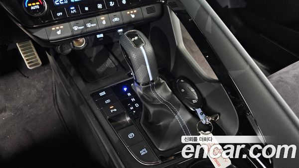 Hyundai Elantra 2025, фото 12