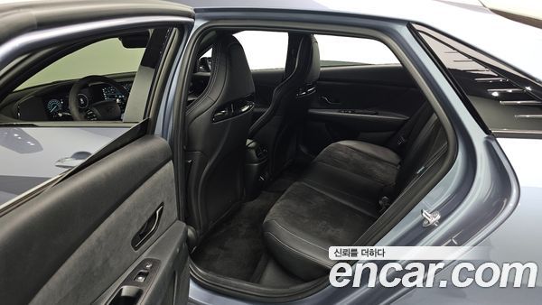 Hyundai Elantra 2025, фото 18