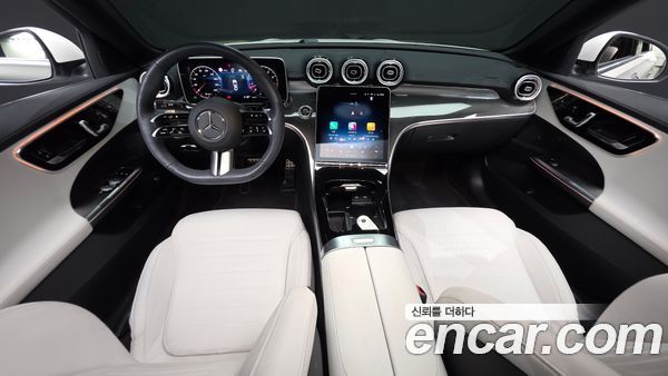 Mercedes-Benz C-Class 2025, фото 7