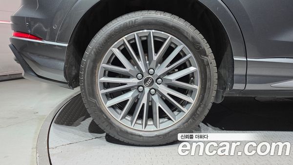 Audi Q3 2023, фото 5
