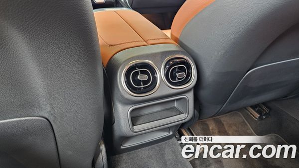 Mercedes-Benz GLC 2024, фото 31