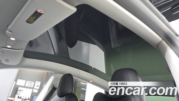 Tesla Model Y 2022, фото 26