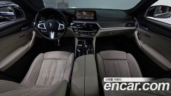 BMW 5 Series 2020, фото 7