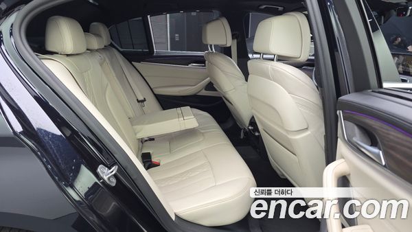 BMW 5 Series 2020, фото 12