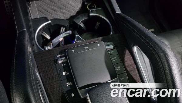 Mercedes-Benz GLE 2021, фото 30