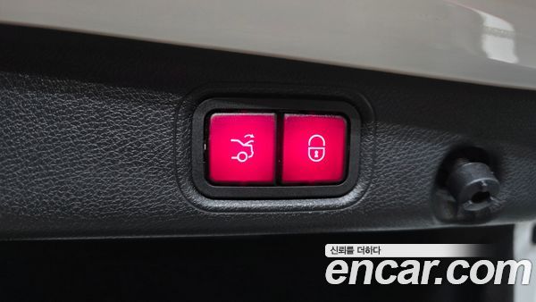 Mercedes-Benz E-Class 2021, фото 22