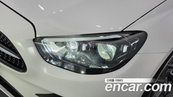 Mercedes-Benz E-Class 2021, фото 8