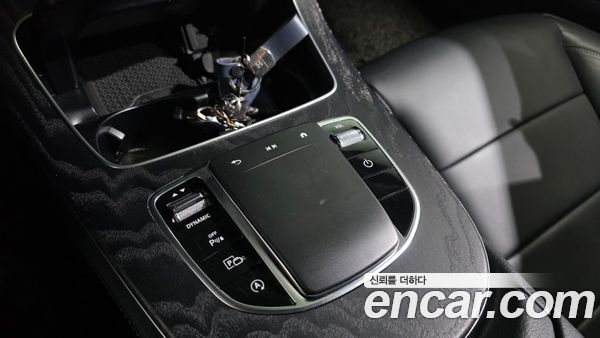 Mercedes-Benz E-Class 2021, фото 37