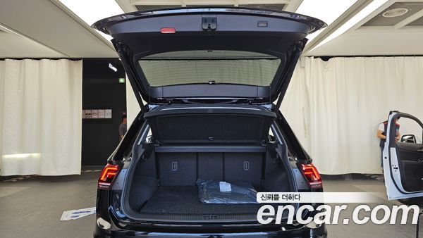 Volkswagen Tiguan 2020, фото 26