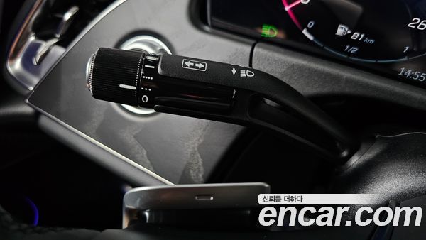 Mercedes-Benz E-Class 2024, фото 29