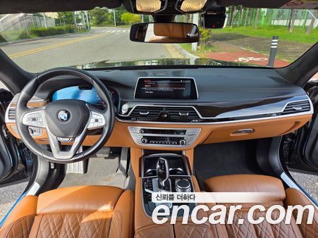 BMW 7 Series 2022, фото 7