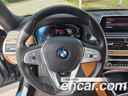 BMW 7 Series 2022, фото 12