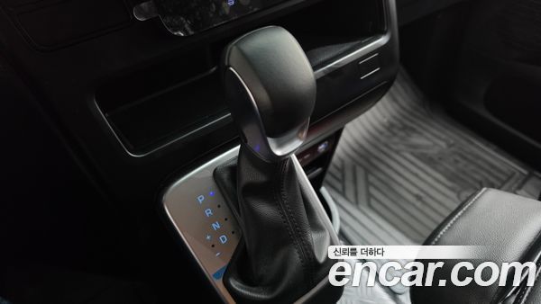 Hyundai Staria 2025, фото 12