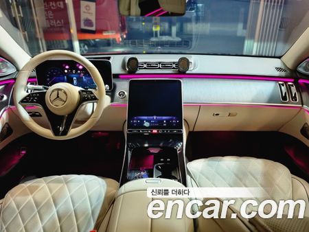 Mercedes-Benz S-Class 2022, фото 9