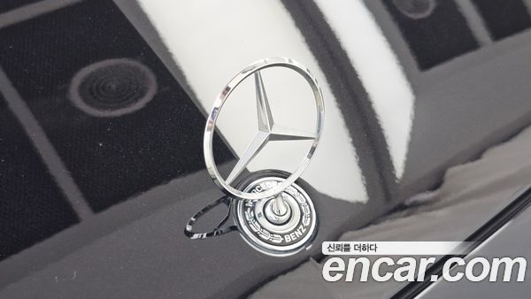 Mercedes-Benz E-Class 2023, фото 31