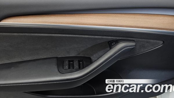 Tesla Model 3 2022, фото 32