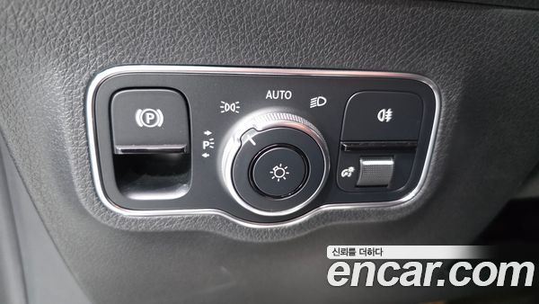 Mercedes-Benz GLB 2022, фото 31