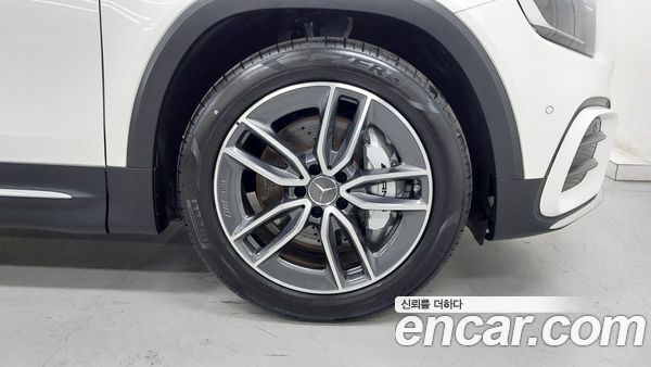 Mercedes-Benz GLB 2026, фото 5
