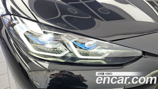 BMW i4 2024, фото 8