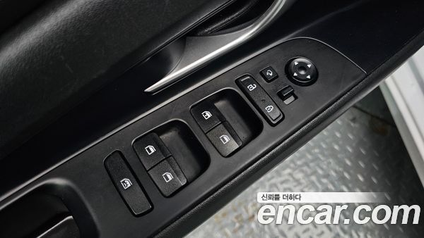 Hyundai Elantra 2022, фото 13