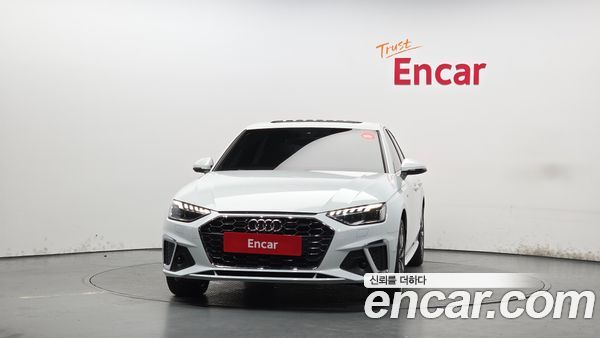 Audi A4 2023, фото 3