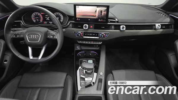 Audi A4 2023, фото 10