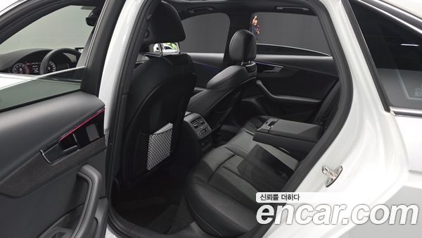 Audi A4 2023, фото 17