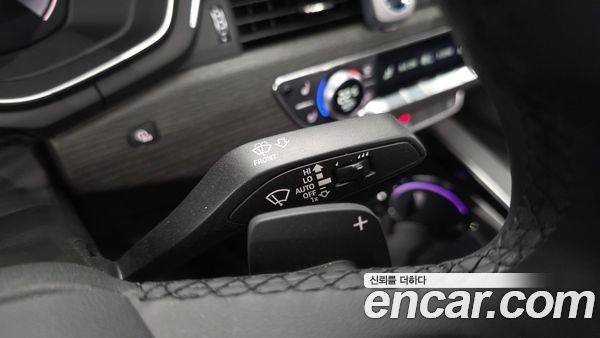 Audi A4 2023, фото 36