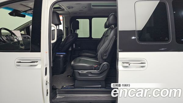 Hyundai Staria 2022, фото 16