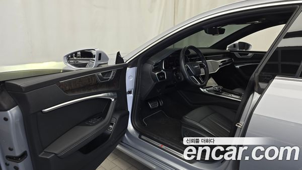 Audi A7 2021, фото 13