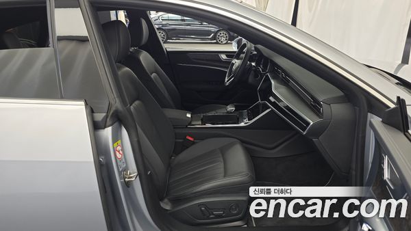 Audi A7 2021, фото 16