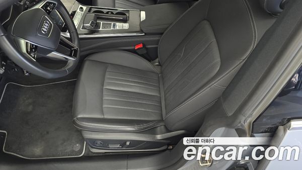 Audi A7 2021, фото 31