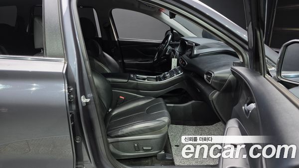 Hyundai Santa Fe 2021, фото 17