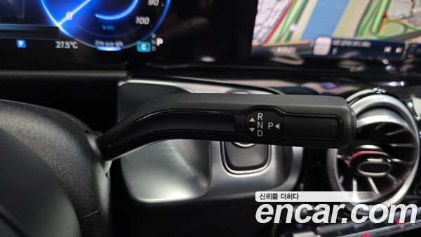 Mercedes-Benz EQB 2026, фото 9