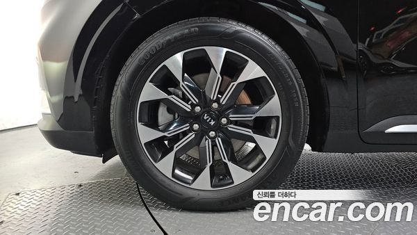 Kia Carnival 2021, фото 4