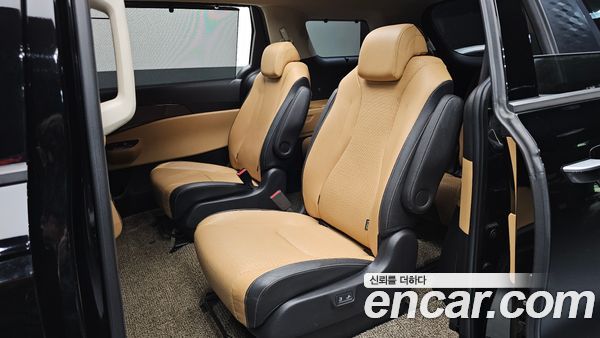 Kia Carnival 2021, фото 15