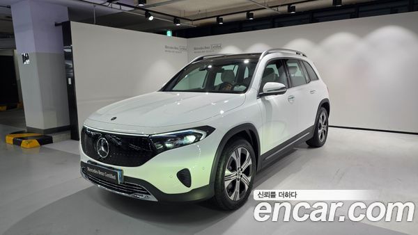 Mercedes-Benz EQB 2026