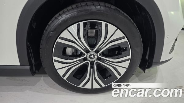 Mercedes-Benz EQE 2026, фото 5