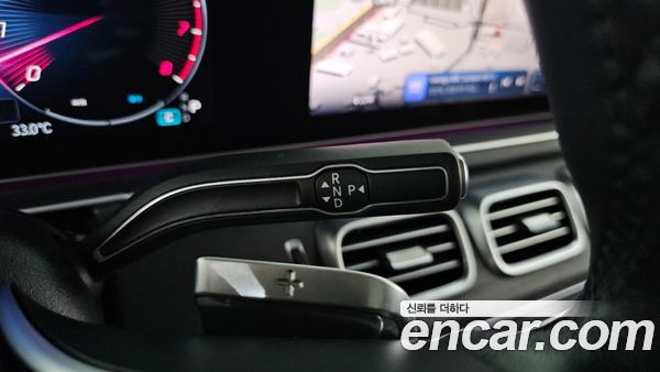 Mercedes-Benz GLE 2023, фото 12