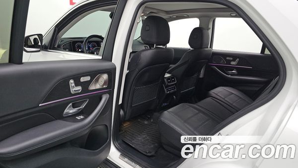 Mercedes-Benz GLE 2023, фото 16