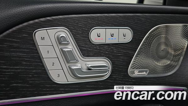 Mercedes-Benz GLE 2023, фото 29