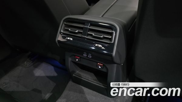 BMW 5 Series 2026, фото 30