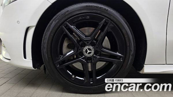 Mercedes-Benz A-Class 2022, фото 4