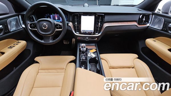 Volvo V60 2023, фото 7
