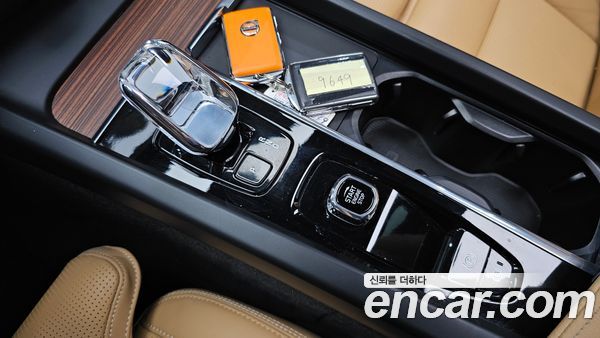 Volvo V60 2023, фото 9