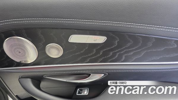 Mercedes-Benz E-Class 2022, фото 24