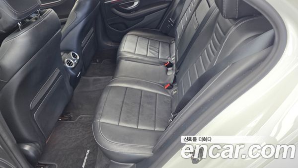 Mercedes-Benz E-Class 2022, фото 16