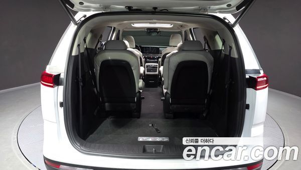 Kia Carnival 2023, фото 35
