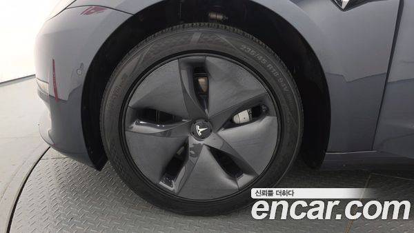 Tesla Model 3 2020, фото 5